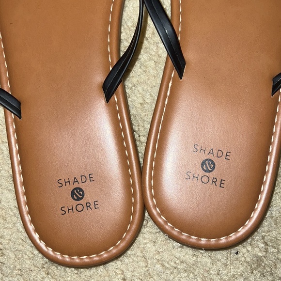 shade & shore flip flops